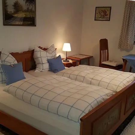 Gastezimmer Hanottenlehen 住宿加早餐酒店 Schönau am Königssee