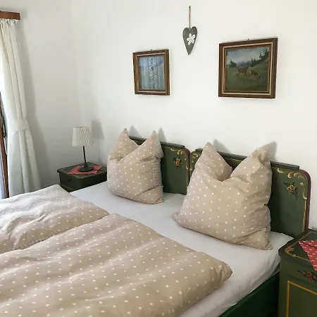 Bed & Breakfast Gastezimmer Hanottenlehen